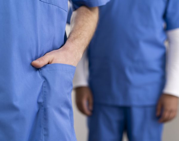 nurses-getting-ready-work-day