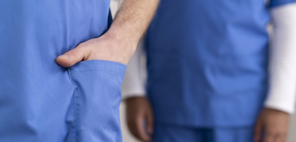 nurses-getting-ready-work-day